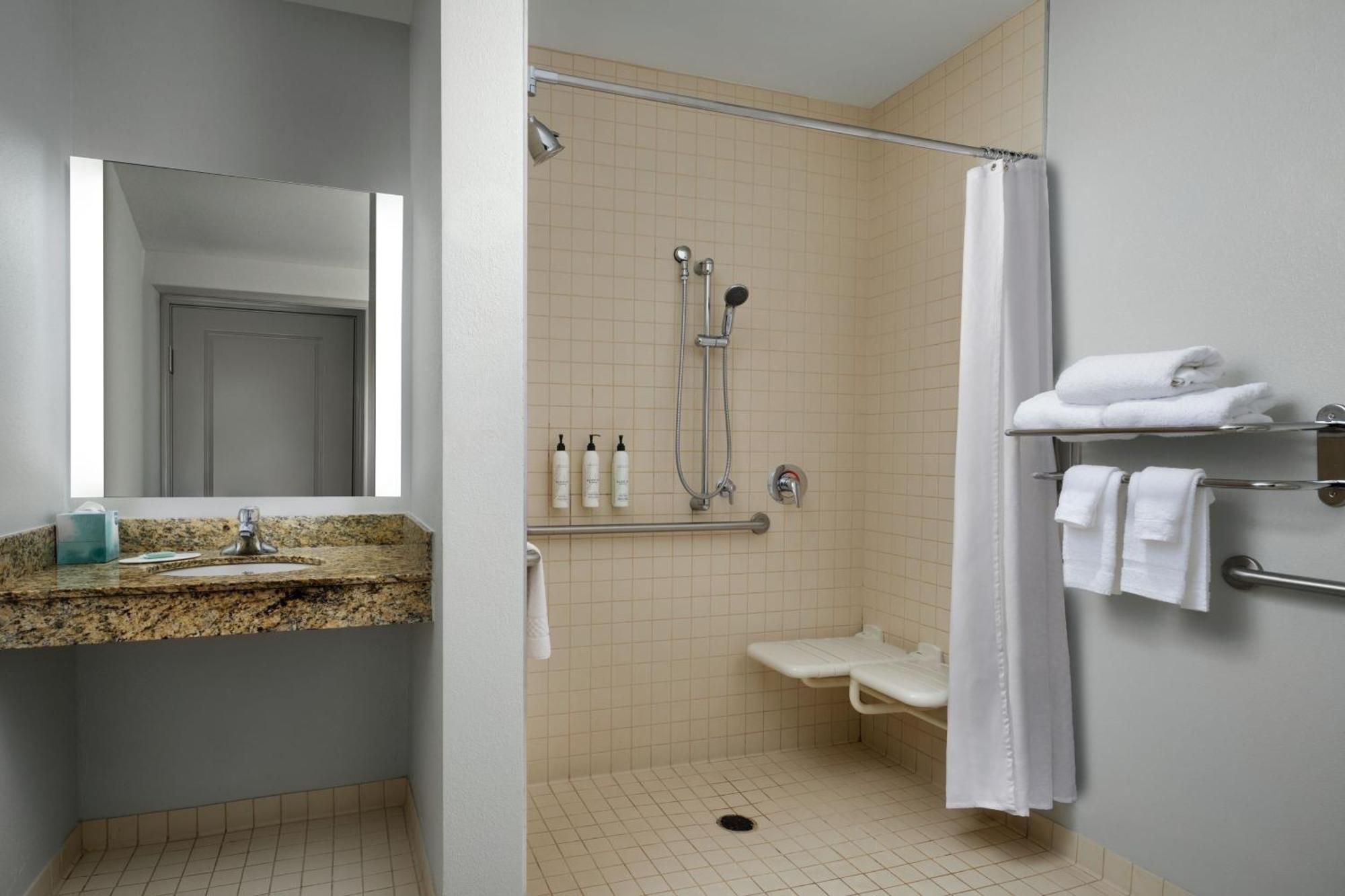 Towneplace Suites By Marriott Columbia Northwest/Harbison Eksteriør billede